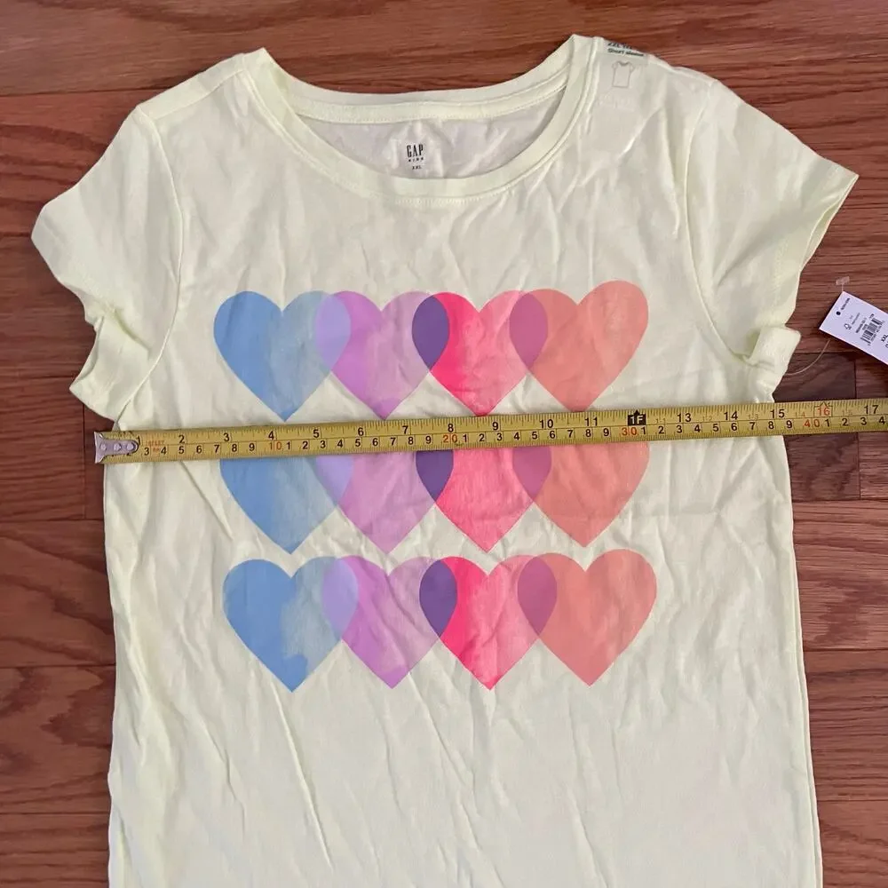 Gap Kids Heart Graphic Crewneck T-Shirt XXL Yellow Casual Basic Summer Tee Cute